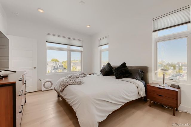 28 Oneida Court, Denver, CO 80230