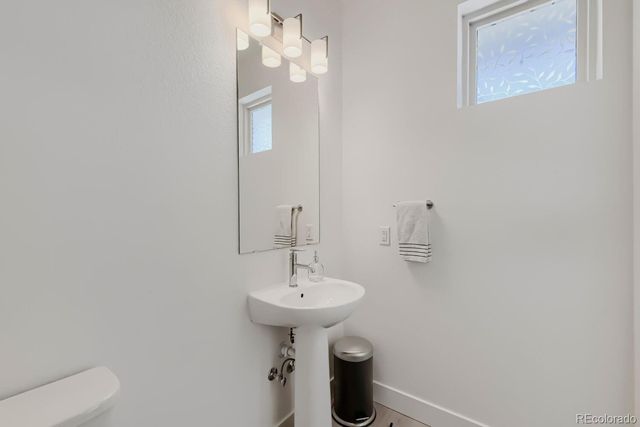 28 Oneida Court, Denver, CO 80230