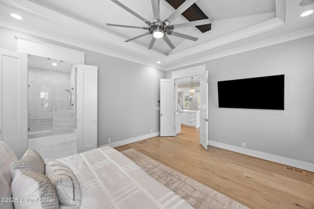 11018 Monkshood Dr, Prospect, KY 40059