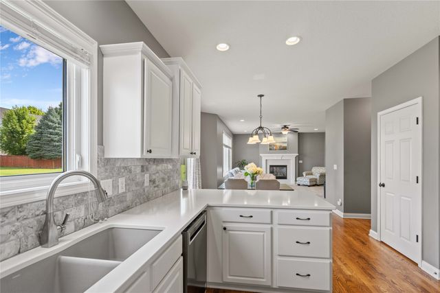 7885 Boulder Court, West Des Moines, IA 50266