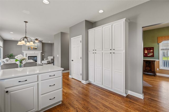 7885 Boulder Court, West Des Moines, IA 50266