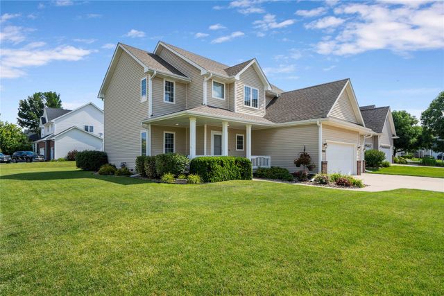 7885 Boulder Court, West Des Moines, IA 50266