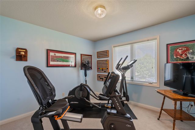 7885 Boulder Court, West Des Moines, IA 50266