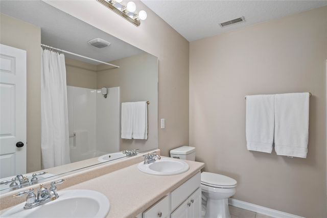7885 Boulder Court, West Des Moines, IA 50266
