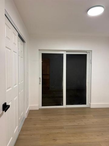 3970 SW 58th Street 1, Dania Beach, FL 33312