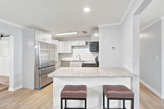 5032 FOXBORO Road, Jacksonville, FL 32208
