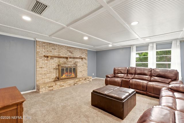 5032 FOXBORO Road, Jacksonville, FL 32208