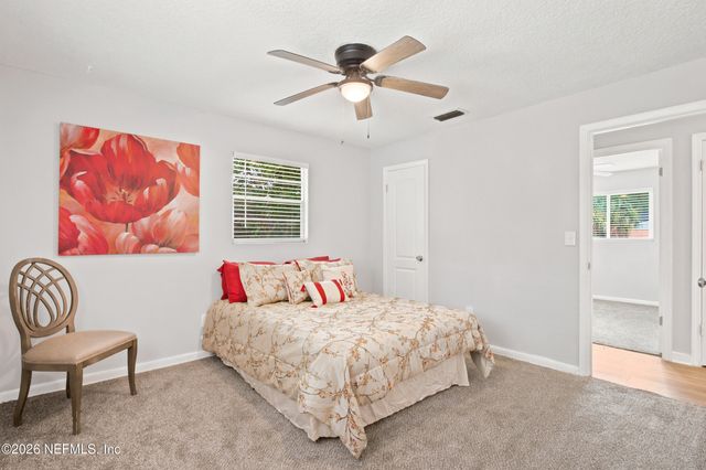 5032 FOXBORO Road, Jacksonville, FL 32208