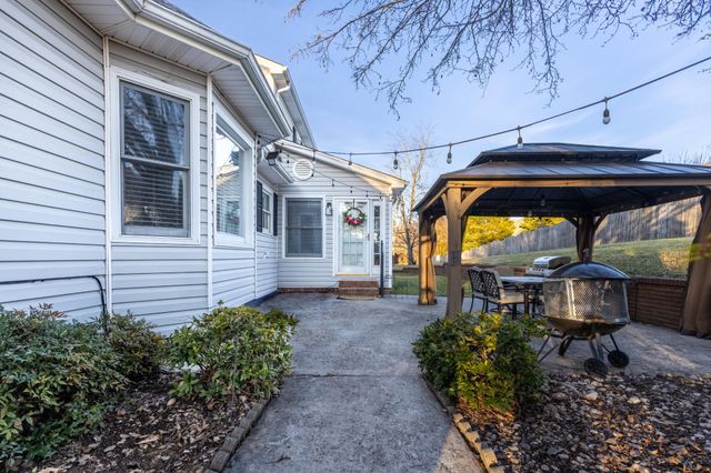 1684 Lenox Drive, NW, Cleveland, TN 37312