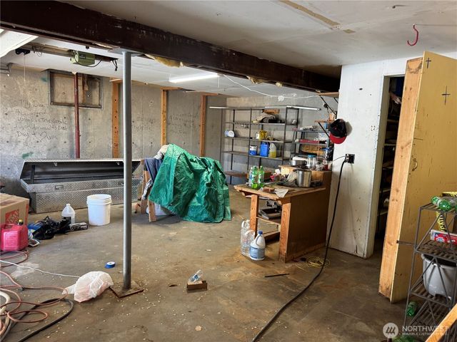 125 3rd Street, Electric City, WA 99123