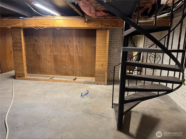 125 3rd Street, Electric City, WA 99123