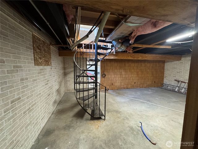 125 3rd Street, Electric City, WA 99123