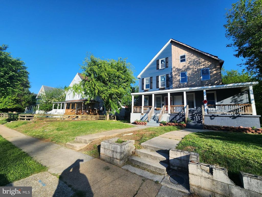 Image 1 of property listing at 3516 HAYWARD AVE, Baltimore, MD 21215
