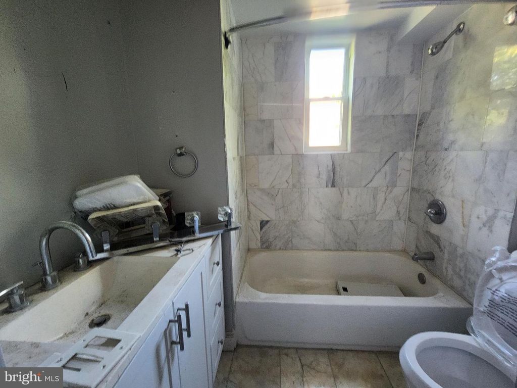 Image 37 of property listing at 3516 HAYWARD AVE, Baltimore, MD 21215