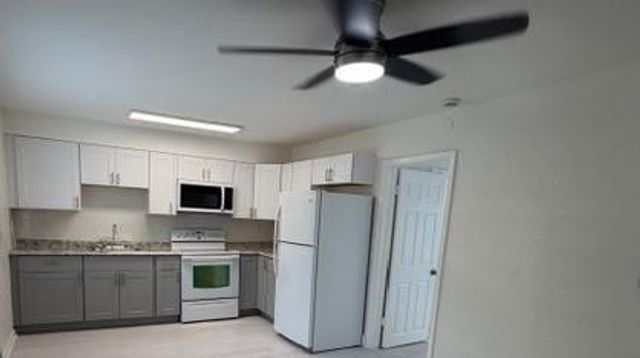 909 N F Street 2, Lake Worth Beach, FL 33460