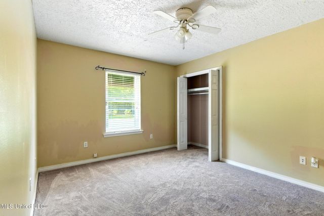 4257 Melvin Road, D'iberville, MS 39540