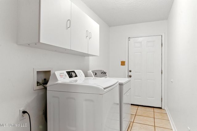 4257 Melvin Road, D'iberville, MS 39540