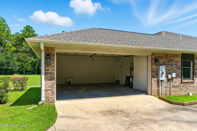 4257 Melvin Road, D'iberville, MS 39540