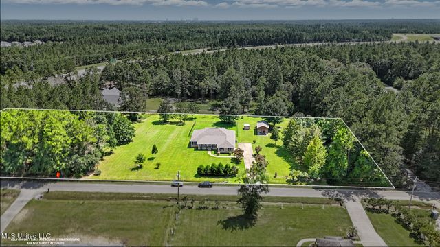 4257 Melvin Road, D'iberville, MS 39540