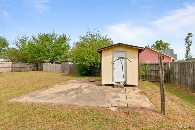 81 Peyton, Moundville, AL 35474
