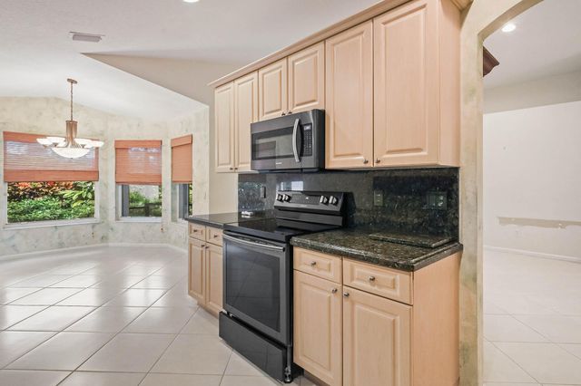 7286 WAILEA Avenue, Boynton Beach, FL 33437