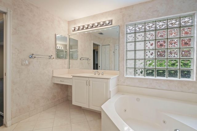 7286 WAILEA Avenue, Boynton Beach, FL 33437