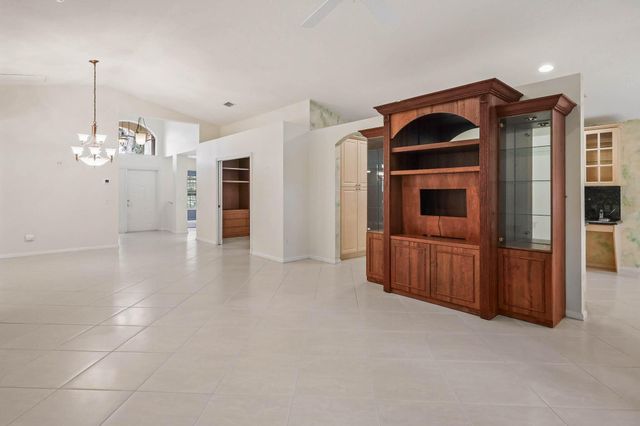 7286 WAILEA Avenue, Boynton Beach, FL 33437