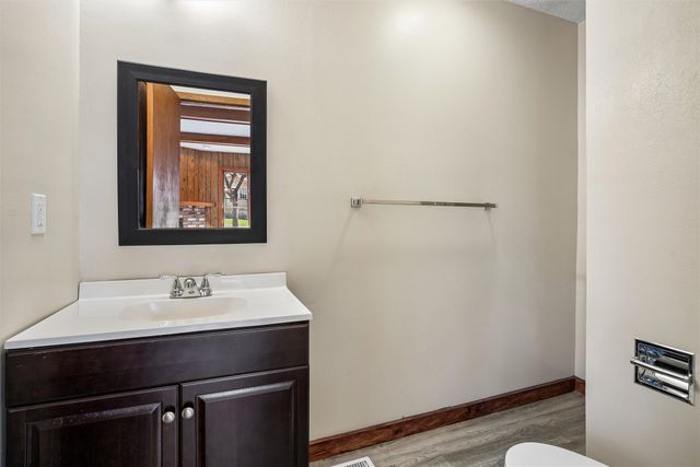 3004 Bowdoin Street, Des Moines, IA 50313