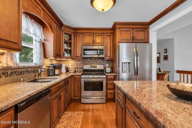 11 Metedeconk Road, Howell, NJ 07731