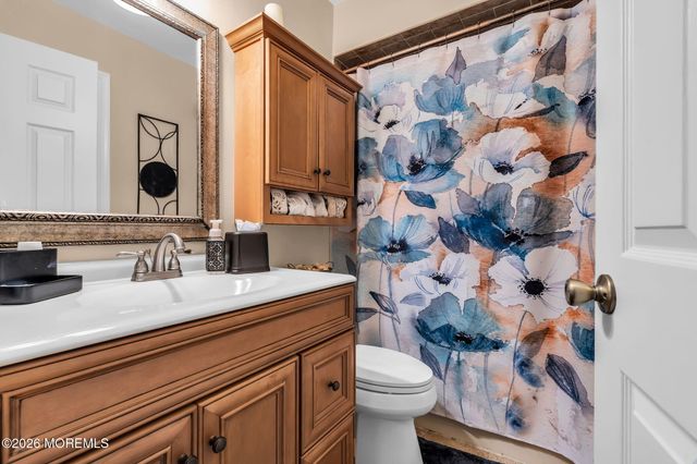 11 Metedeconk Road, Howell, NJ 07731