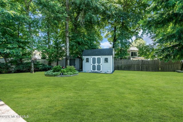 11 Metedeconk Road, Howell, NJ 07731