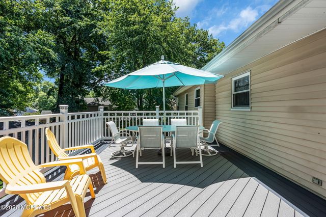 11 Metedeconk Road, Howell, NJ 07731
