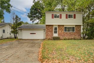 38109 Poplar Drive, Willoughby, OH 44094