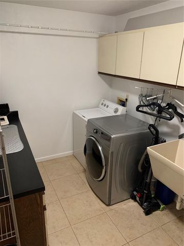 1658 NW 22ND CIRCLE, Gainesville, FL 32605