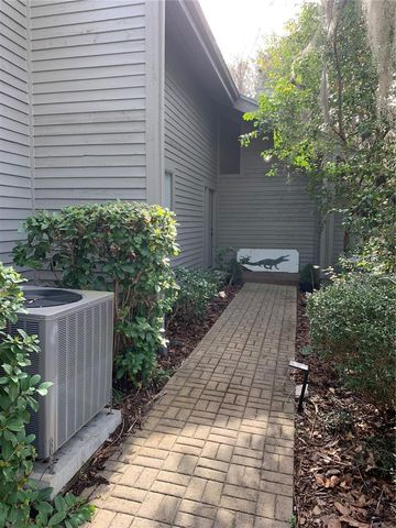 1658 NW 22ND CIRCLE, Gainesville, FL 32605