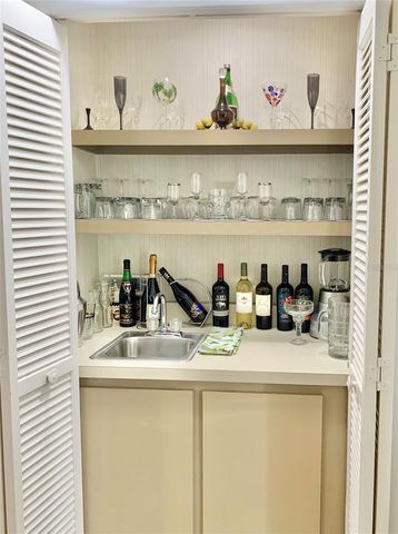 1658 NW 22ND CIRCLE, Gainesville, FL 32605