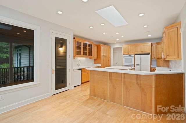 132 Berry Creek Drive, Flat Rock, NC 28731