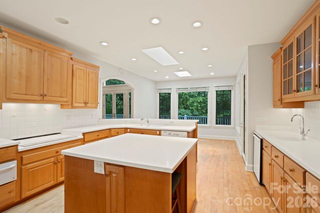 132 Berry Creek Drive, Flat Rock, NC 28731