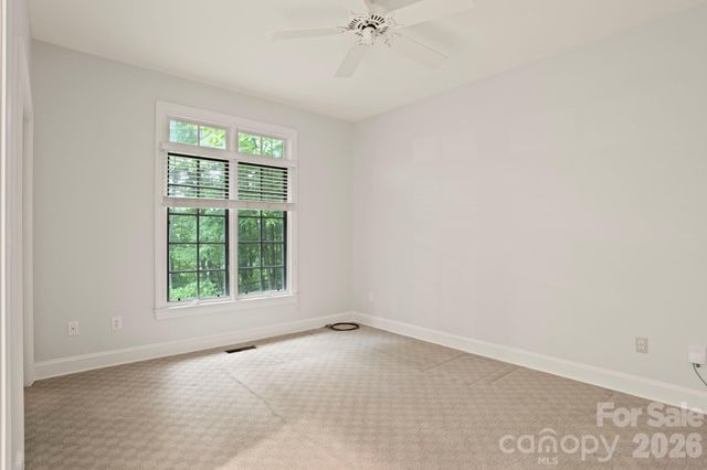 132 Berry Creek Drive, Flat Rock, NC 28731