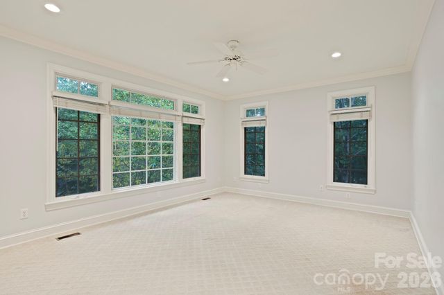 132 Berry Creek Drive, Flat Rock, NC 28731
