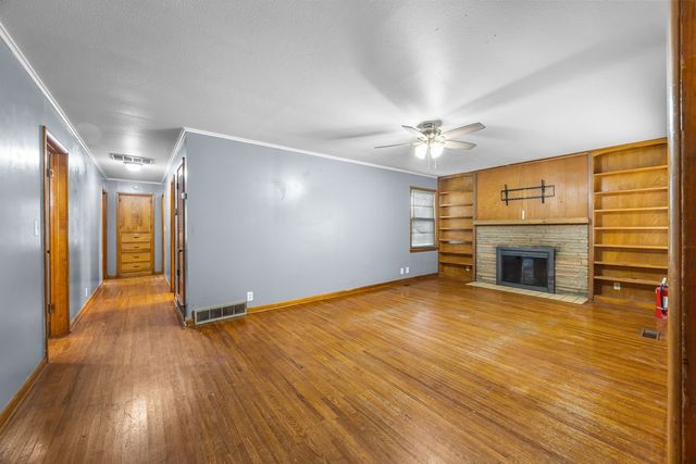 713 Young Street, Springdale, AR 72764