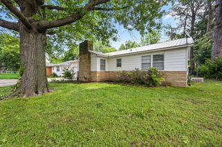 713 Young Street, Springdale, AR 72764