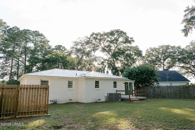 1707 Palmetto Drive, Beaufort, SC 29902