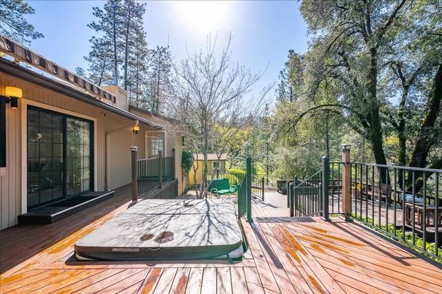 20655 Placer Hills Rd, Colfax, CA 95713