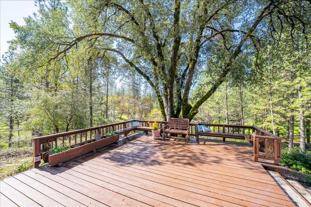 20655 Placer Hills Rd, Colfax, CA 95713