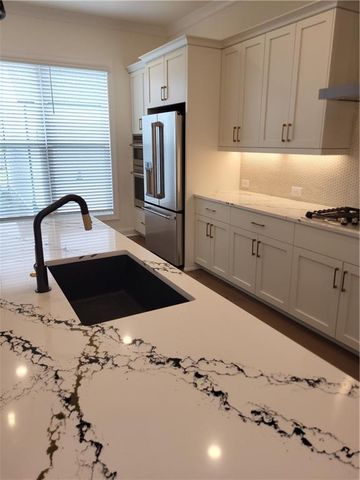 137 Birch Tree Way, Cumming, GA 30040