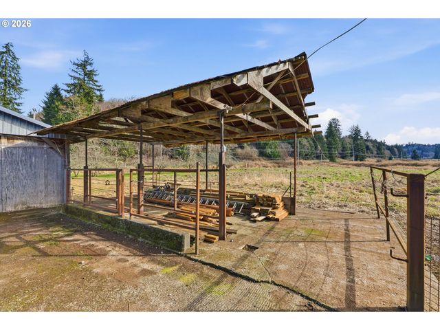 957 W STATE ROUTE 4, Cathlamet, WA 98612