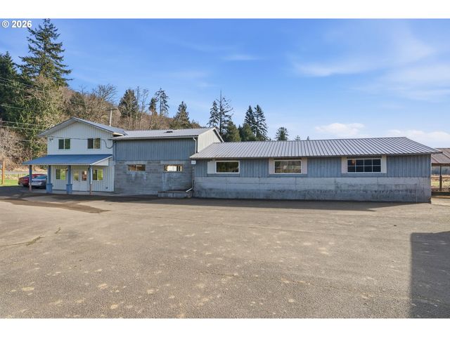 957 W STATE ROUTE 4, Cathlamet, WA 98612
