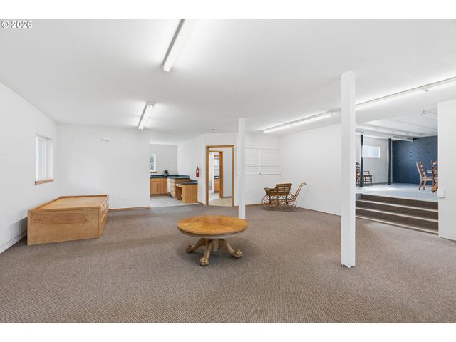 957 W STATE ROUTE 4, Cathlamet, WA 98612