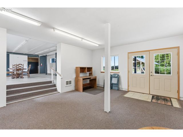 957 W STATE ROUTE 4, Cathlamet, WA 98612
